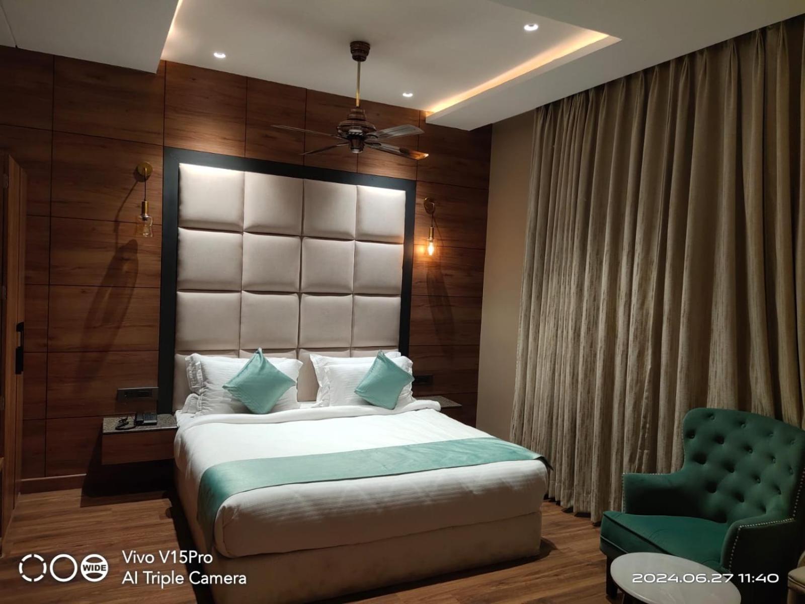 Raj Vilas Resort Dhanbād Exterior foto